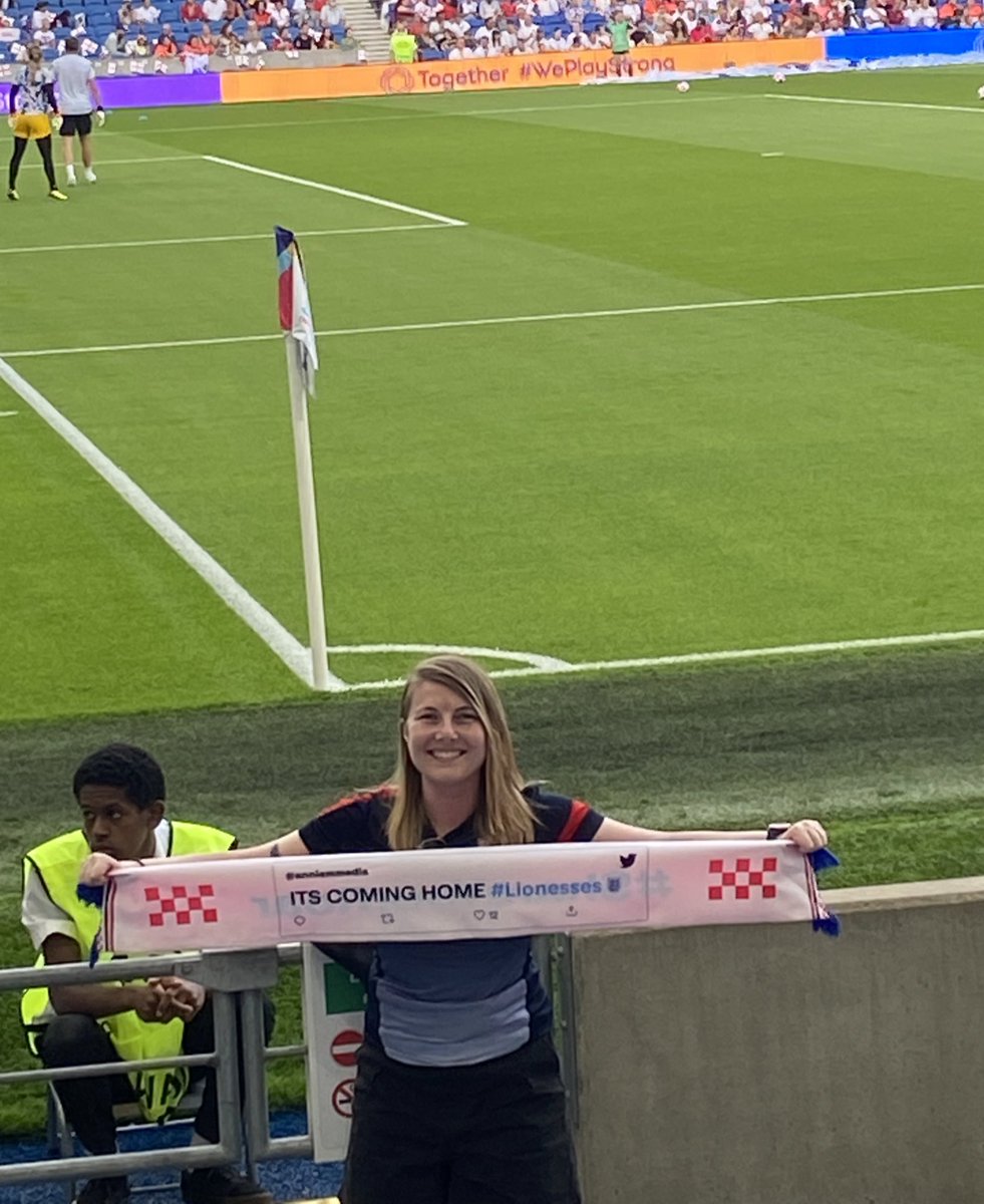 What’s it doing <a href="/FreeLionesses/">Free Lionesses</a> ? 

#ShareYourRoar 
#Lionesses