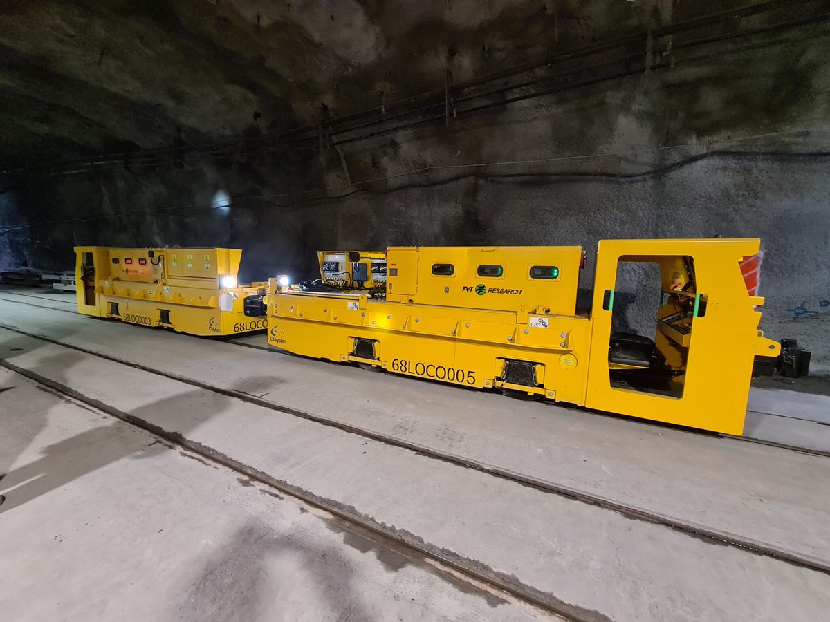 im_mining's tweet image. .@ClaytonEquipltd #locos are the first #BEVs operating at @Glencore's #OnapingDepth #nickel-#copper mine &amp;amp; are some of the most powerful ever delivered plus have full #WiFi, peer to peer comms, the latest Li-ion batteries &amp;amp; a customised #safetylogic system bit.ly/3nRJZgY