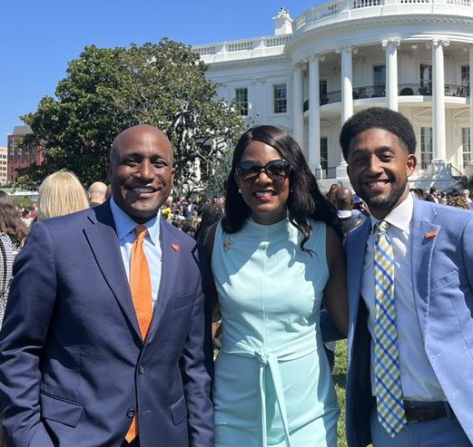 Joining my fellow #MayorsAgainstIllegalGuns at the @WhiteHouse today to lift up the signing of the #SaferCommunitiesAct! From enhancing background checks to funding community violence intervention programs, this law is an important step towards make our neighborhoods safer.