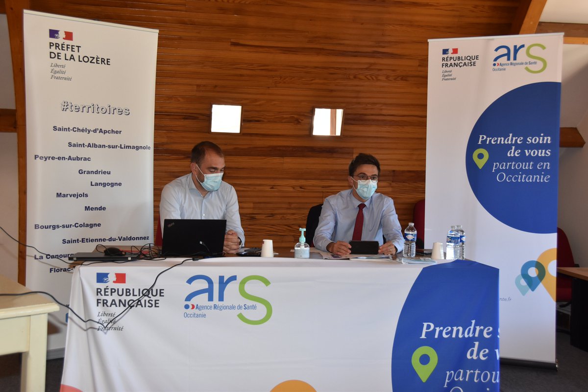 Prefet_48's tweet photo. #COVID19 T. Odinot SG @Prefet_48 & M. Pardell DIR #ARS48 en conférence de presse
👉En Lozère, le virus circule activement
👉Taux d’incidence : 1123 cas pour 100 000 hab
👉La protection contre le virus passe par la responsabilisation de chacun https://t.co/iTJH2IboEq