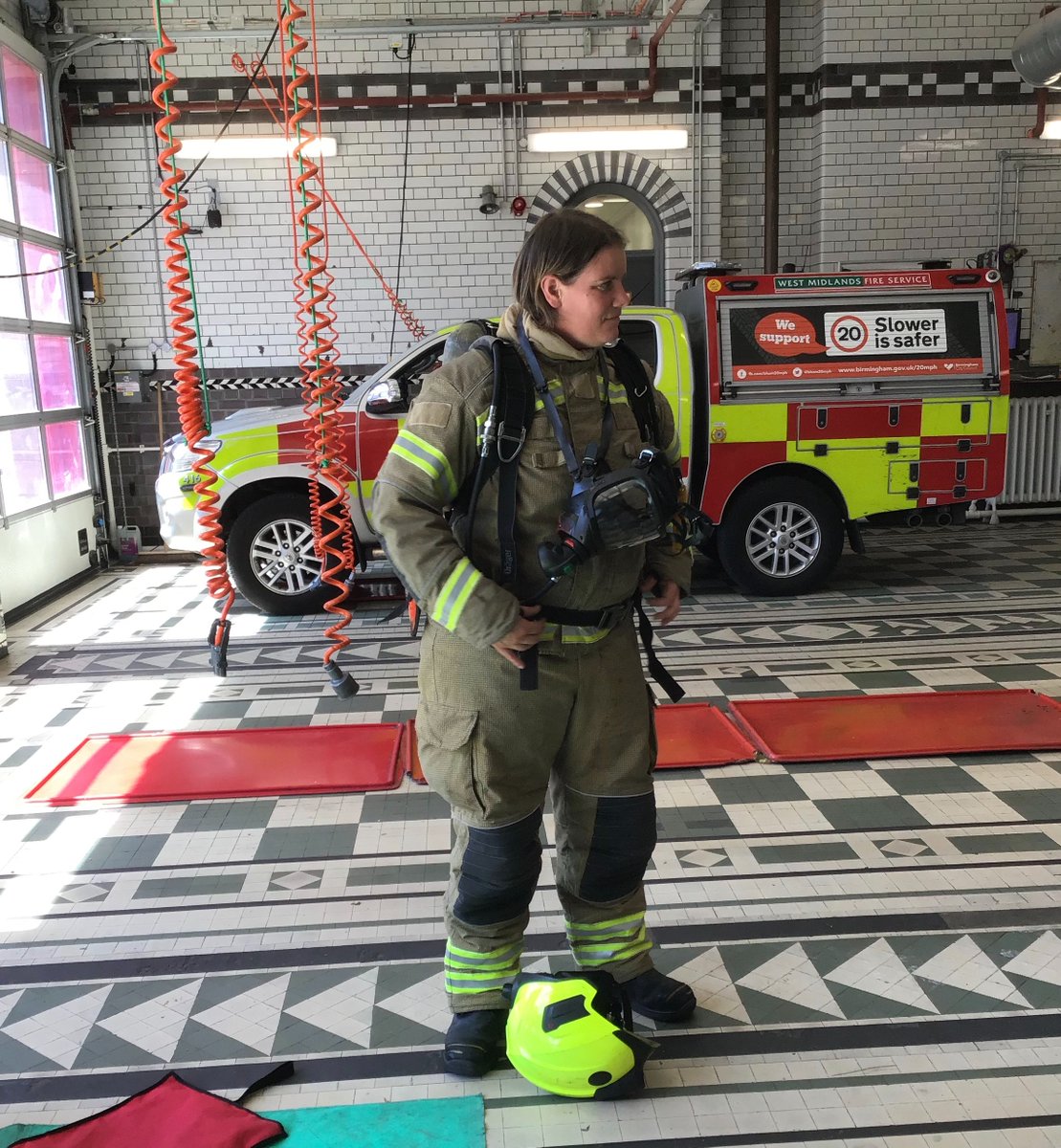 MissLatif3's tweet photo. Today, Year 1 children @paprimary, visited Aston fire station. They learnt all about the integral role fire fighters play in our community and all about fire safety. A huge thank you to @WMFSAston for providing these informative, hands on sessions. It was a brilliant afternoon! https://t.co/NN6RE1M1Wu