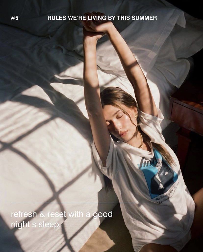 haileysoutfits's tweet image. Hailey for Rhode.