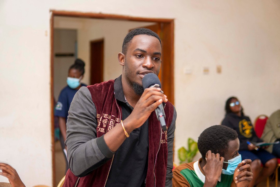 JOSHUATHEMBO's tweet photo. They spent lots of hours on gadgets and cameras to ensure that all stakeholders are aware and updated about  the #WorldPopulationDay proceedings.Thanks team media @KasiitaMark @masabalaz and team. #WPDUg22 https://t.co/UINojamJiR