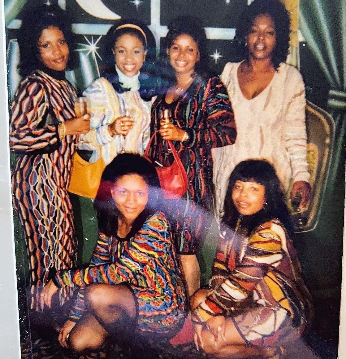 DLayne6's tweet photo. Y’all were Wildin in the 90 with these Coogi dresses. 😂 https://t.co/2ugmbaojW5