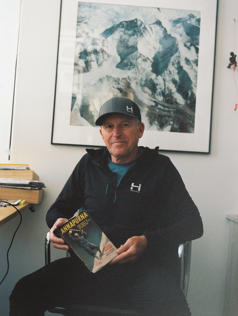SuperboltTea's tweet photo. Ed Viesturs a representative of his hometown team the Seattle Seahawks (with a Super Bowl ring to prove it), a design consultant for manufacturers of outdoor gear, an author of six different publications, and a corporate speaker.

Stay tuned for our campaign video dropping today. https://t.co/zMB1ghtnoE