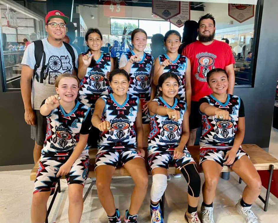 ndnsports's tweet photo. Congratulations to the Oklahoma Dreamcatchers 7th grade team who came out Champions at the 9th Annual Ball for the Ring tournament in Tulsa, Oklahoma this past weekend.
#OKDC #NativePreps https://t.co/QocsLmzTHK