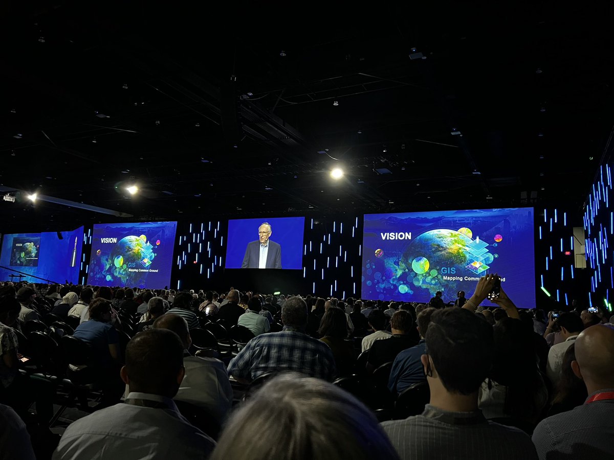 OurTowns's tweet image. .@Esri Founder Jack Dangermond discussing the vision of this year’s #EsriUC — #MappingCommonGround — kicking off the Plenary Session. @EsriUC