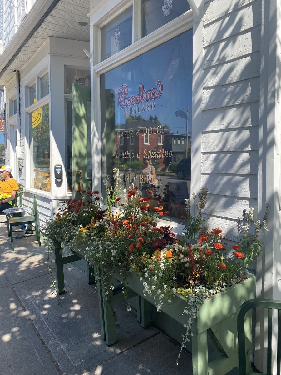 miawgordon's tweet photo. Really loved my first visit to beautiful Prince Edward County! The county is filled with adorable bakeries, delicious wineries, and some of the best restaurants I have ever been to! #PrinceEdwardcounty #explorePEC https://t.co/fVrSD2Y90t
