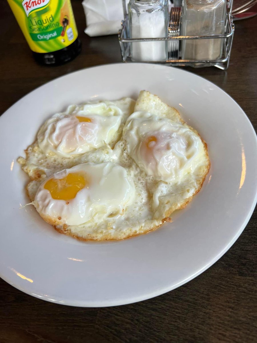 commissionwest's tweet photo. It feels bad, but delicious.😊 https://t.co/ix7xvpBKrw