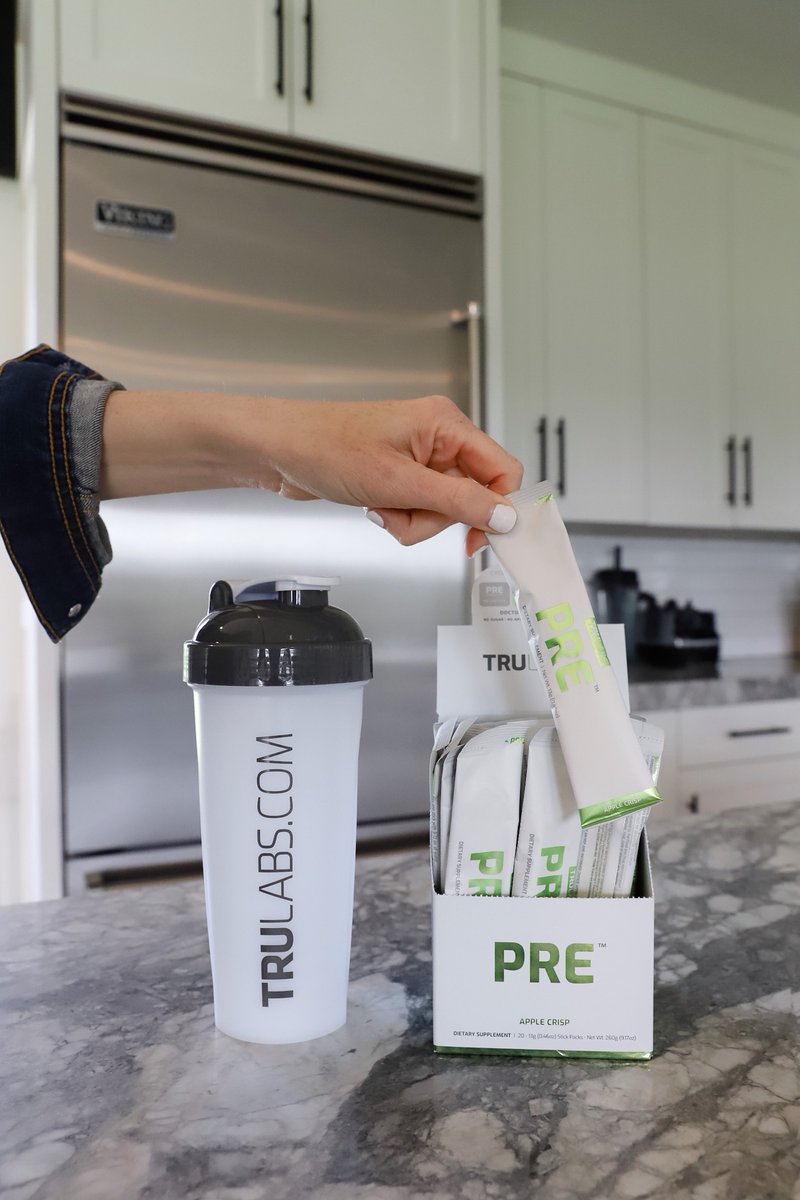 trulabs_'s tweet photo. Did you know!? ⬇️

PRE is the first and only pre-workout drink mix that offers 3 unique formulas with variable stimulant amounts. 

Whether you're working out in the AM, midday, or after dinner - PRE will enable you to hit your summer goals. 💪🏻

#trulabs https://t.co/PHlis5LOYx