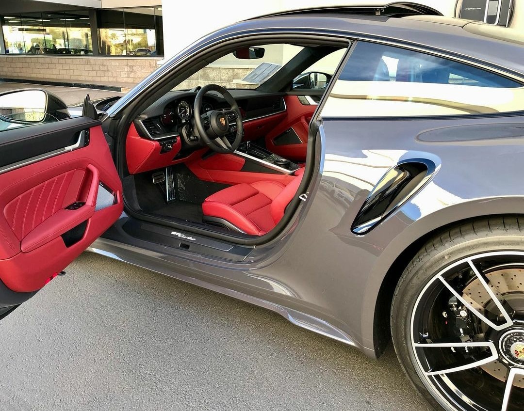 PorscheCIub's tweet photo. Paint-to-Sample Grey Black 992 Turbo https://t.co/ZHAv3OxcYM