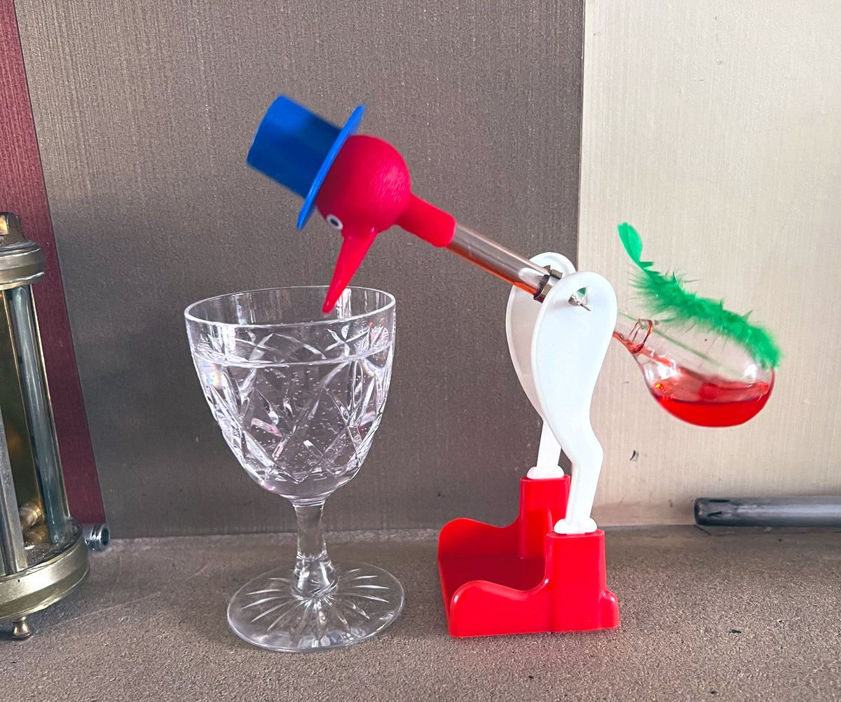 Mrs_Pritchard_'s tweet photo. Of the presents I have ever bought my Dad, this year’s Father’s Day present has been the most well received!! 😂😂😂
#drinkingbird #sippychicken https://t.co/N1dfp7nNoq