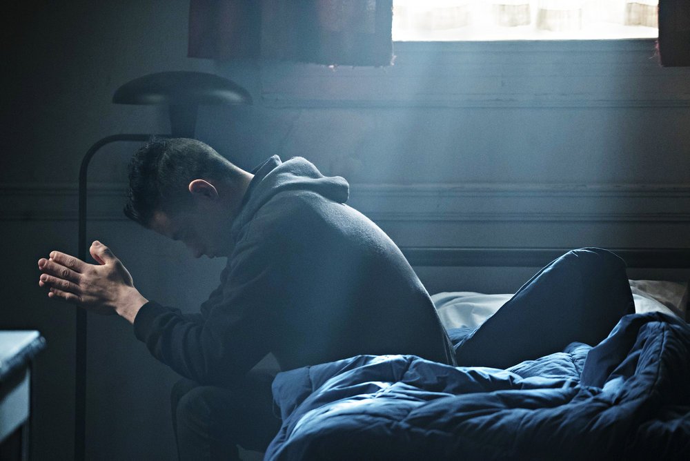 Ese sentimiento cuando llevas 12 horas trabajando en algo que tuvo que haberte tomado solo 30 minutos y lo único que puedes hacer es sentarte a reflexionar sobre la vida