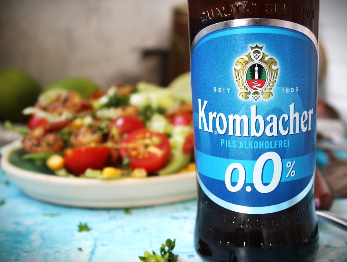 krombacherUK's tweet photo. Cooling down with a 0,0% Pils and a summer salad! What's your #Pairfection?
.
.
.
.
#naturaltaste #zeroalcohol #alcoholfreebeer #Pils #beer #germanbeer #beerandfoodmatching #beerandfood #beertime #beeroclock https://t.co/LRyoueYHuS