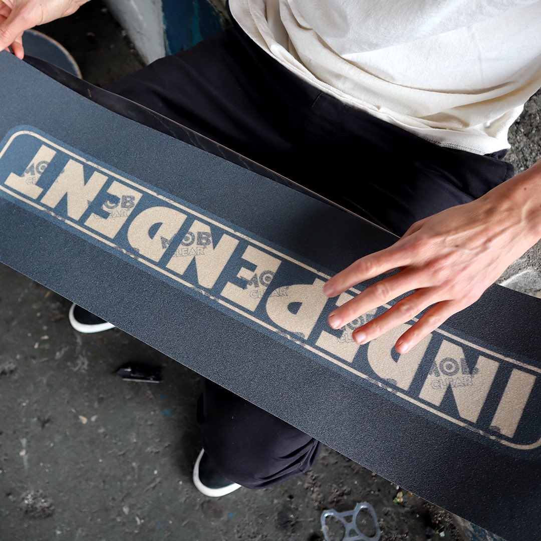 mobgrip's tweet image. Fire the session up on @independenttrucks Bar #ClearMOB 🎯
Cut, grip &amp;amp; rip with your #MOBgrip !! Tag your local shop and let them know you need #TheGrippiest