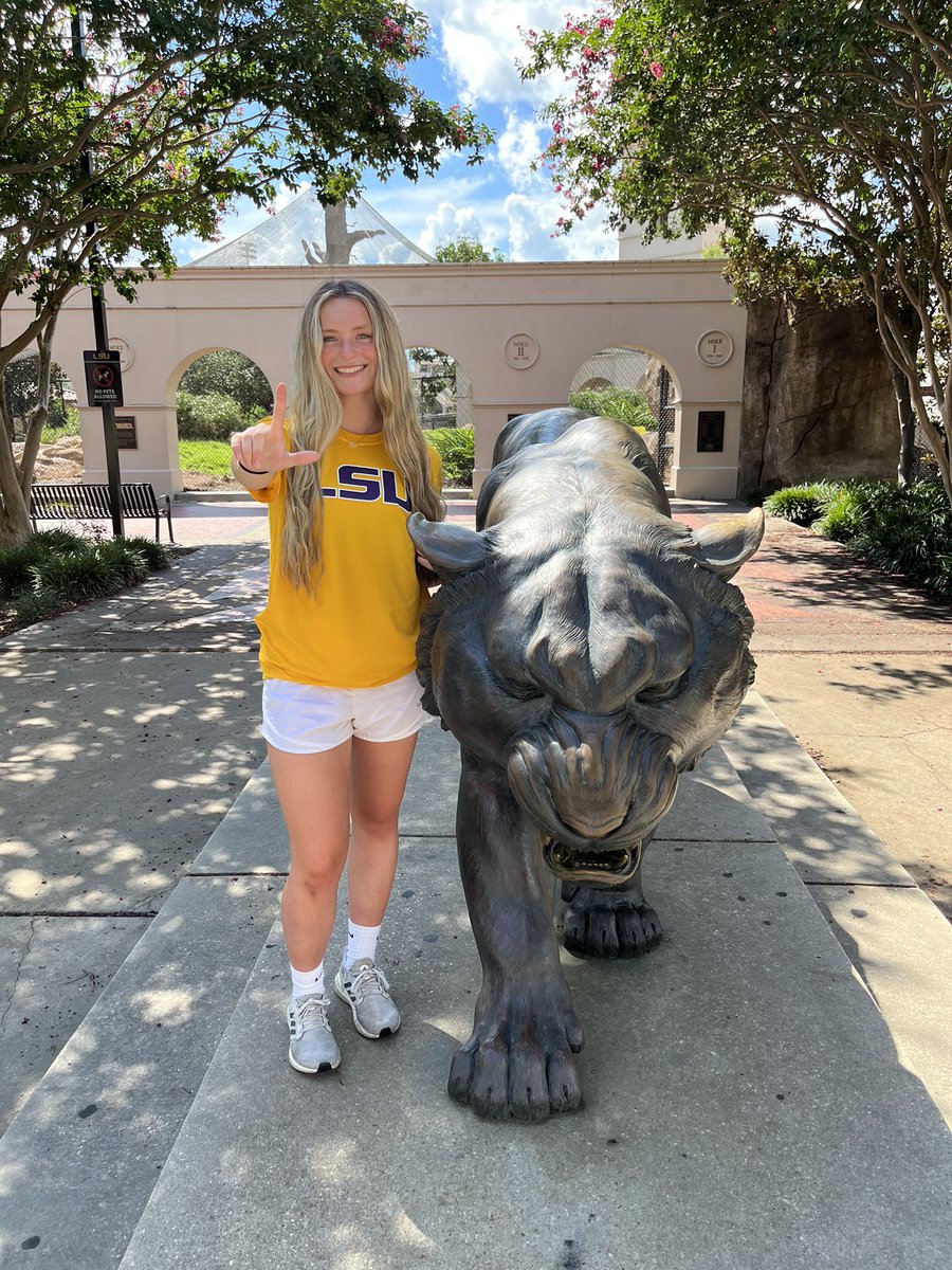 aly kirkhoff tweet media