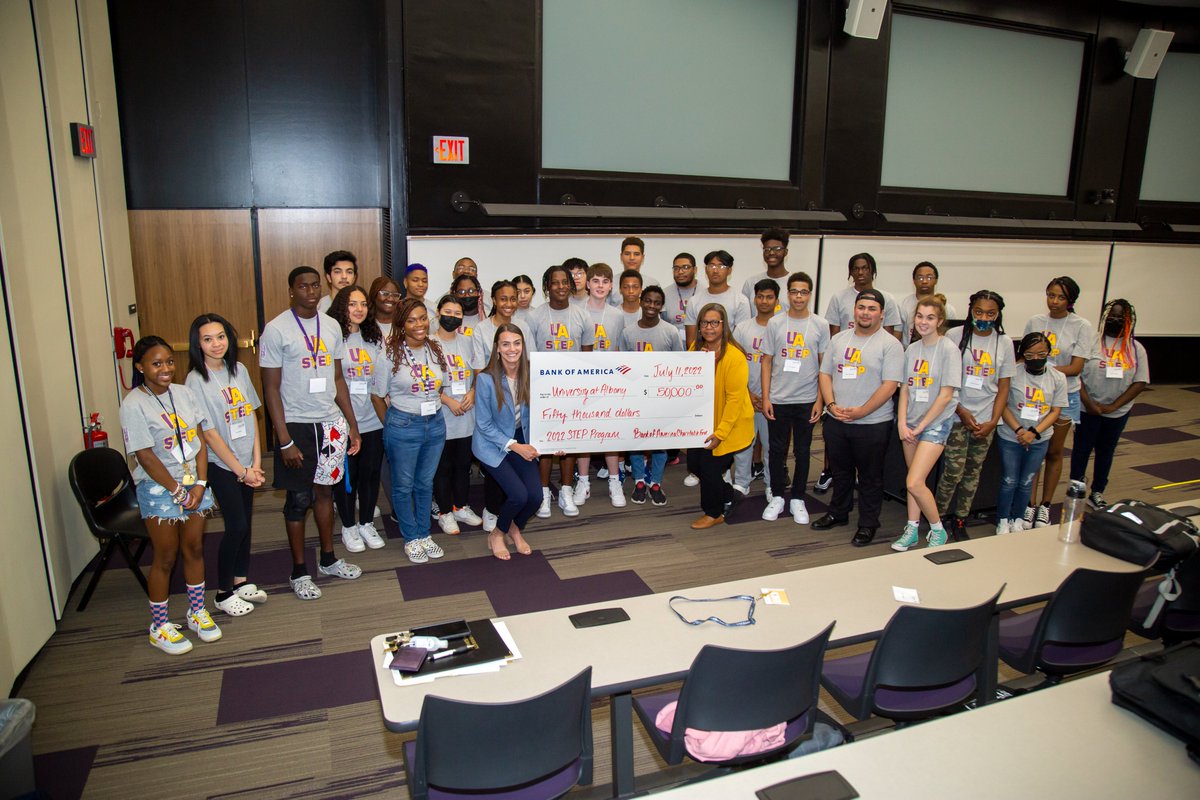 RichBecker518's tweet photo. What a morning @ualbany today - the start of the 2022 STEP CORE program. So grateful to @BankofAmerica and VP Katie Nelson for continuing to support this work - 4 years running now. Awesome! Thanks to @HavidanUAlbany and V. Provost Malatesta for the energizing words. @UAlbanyCE https://t.co/A8leMXY2nm