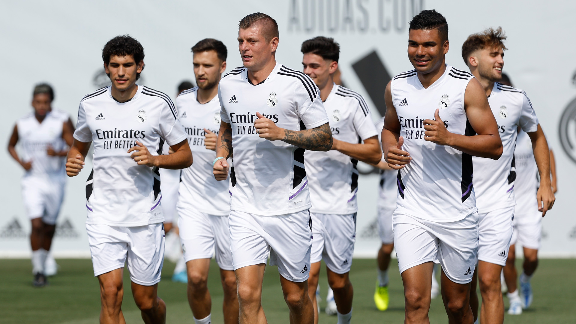 Real Madrid C.F. 🇬🇧🇺🇸 on X: 🌈 #GranadaRealMadrid 🌈   / X