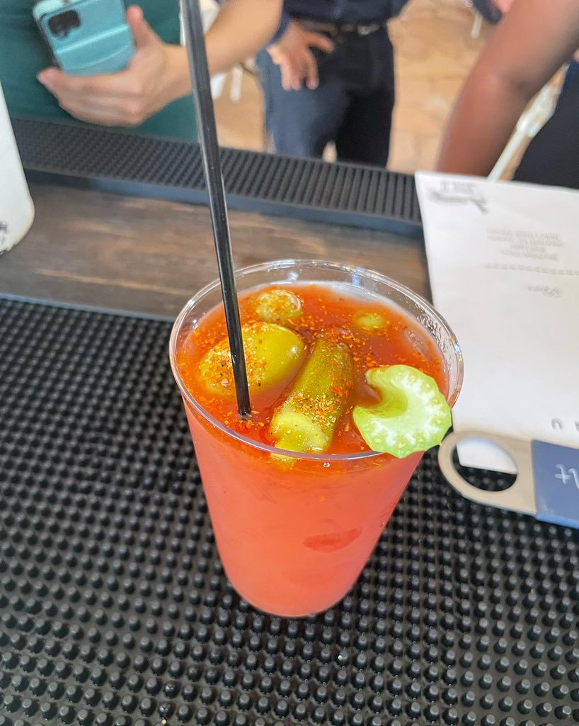 Brooklynnjayde's tweet image. BOOK A TRAINED/LICENSED/INSURED BARTENDER FOR YOUR EVENT! 
We can create a package and menu just for you!
#bartender #mobilebar #oklahoma