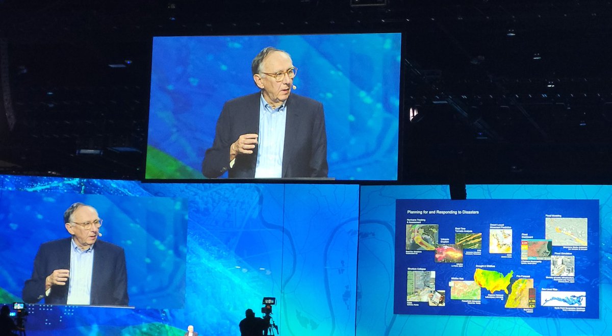 SiMapSupport's tweet image. Day 1 of #esriuc2022 #mappingcommonground It&apos;s Great to be back in person. @SeilerInst