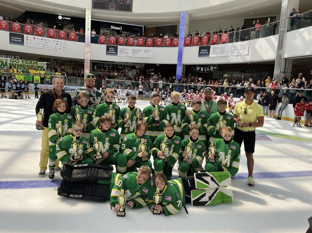 2012MNBLADES's tweet photo. Wasn't the ending that we wanted for our story.
However the experiences, the friendships, the hockey, the memories made by our families and players were simply incredible. Thank you @brickhockey for all that you did for our families this week. (1/2) #brickseries https://t.co/TIl9Mbm52p
