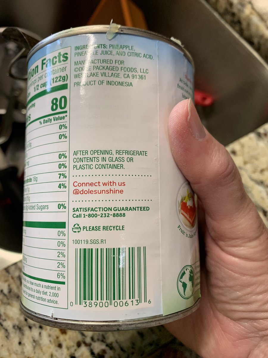 liveaslight's tweet photo. @DoleSunshine just opened this can of crushed pineapple-note discoloration in can. Ok to eat?  Purchased 10 minutes ago from @FoodLion https://t.co/MojXUmZDrU