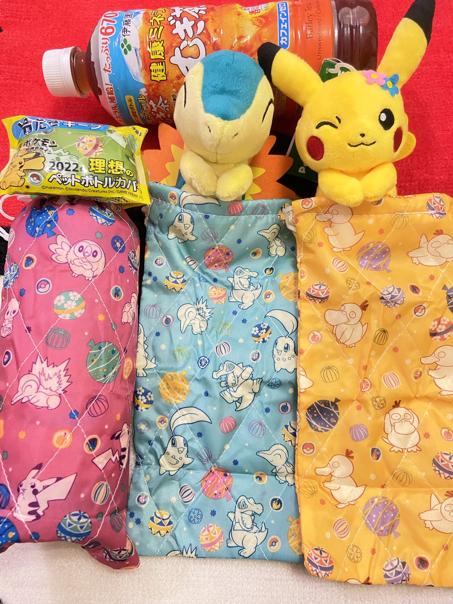 ヒノッチ 帰りのローソンで運命的な出逢いをした 伊藤園のむぎ茶にポケモンのペットボトルカバー付いてる 本日納品だって 全6種類 T Co Tpcu0nh5yx Twitter