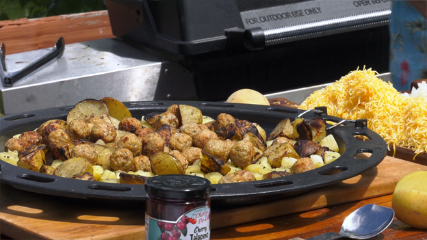 DogMerrill's tweet photo. What's cooking? Share your great grill'n pics with us!!! Tag Mad Dog &amp; Merrill @maddogandmerrill ⁠#whatsonthegrill #whatscooking #whatsonyourgrill #whatsgrilling #itswhatsfordinner #maddogandmerrill #grillingpictures #foodporn #foodpics #americasgrilln https://t.co/SJgVH0Jo7F