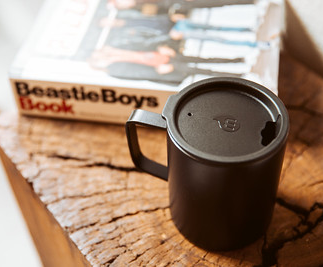 MizuLife's tweet photo. Settle into your Monday morning routine with a cup of your favorite coffee and a Mizu mug to go along with it. ☕️🌞

#mizulife #morning #coffee #reusable https://t.co/JVgWCBaH3e