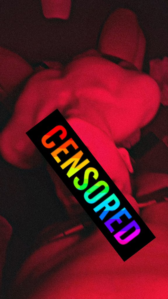 Без цензуры только в близких 😈 Ретвит 🔁 - близкие друзья ✅ #нюдсыкаждыйчас #PrideMonth #BoysLove #GayboyTeens #нюдсодень