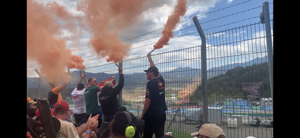 sdhk1789's tweet photo. @wtf1official @JSRSnakez I was in the 3rd row at turn 3, with kids in wheelchairs behind me. That did not hinder dutch fans to stand up from their chairs (so no one could see anything) + fire up several flares. Sadly, too many Dutch fans are only there to party and not for the sport #noflares https://t.co/Uo6xLrkGUZ