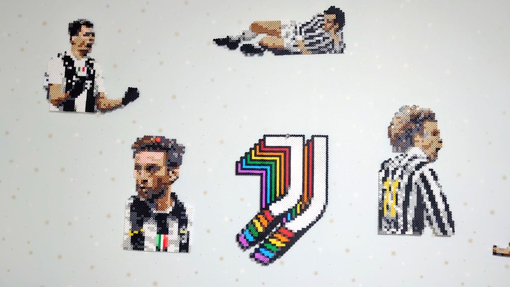 Piero_ball_run's tweet photo. JUVENTUS TOGETHER🌈
@juventusfc
#MoreColorfulTogether
#DifferencesMaketheDifference
#アイロンビーズ https://t.co/0eCvKRWAwH