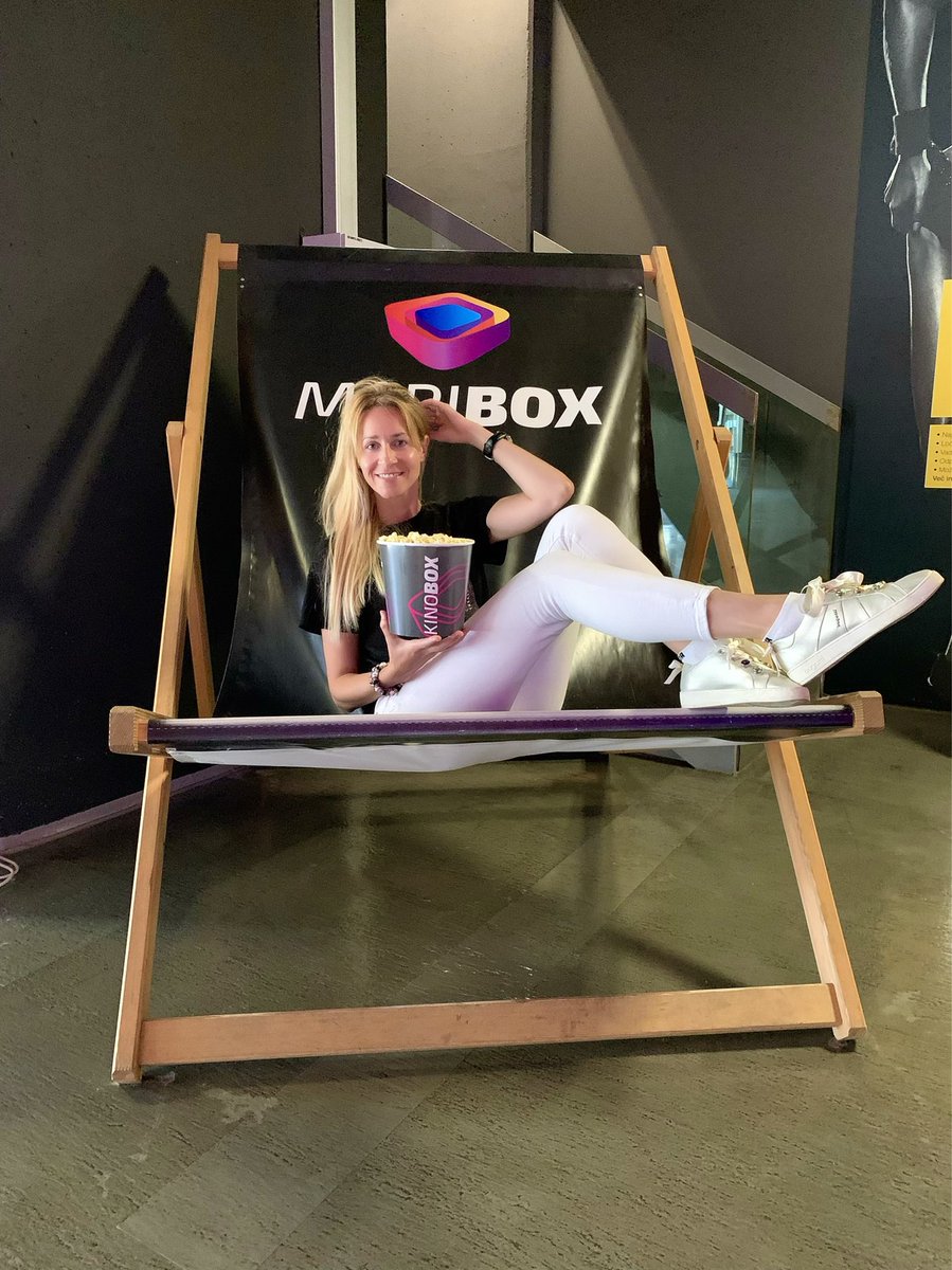Ramonairgolic's tweet photo. Cinema should make you forget
You are sitting in a theatre 🍿🎬✌🏻😛

#movie #cinema #maribox #ifeelsLOVEnia #lovemovies #love #movienight #popcorn #fun https://t.co/iT4Cn6yT6q