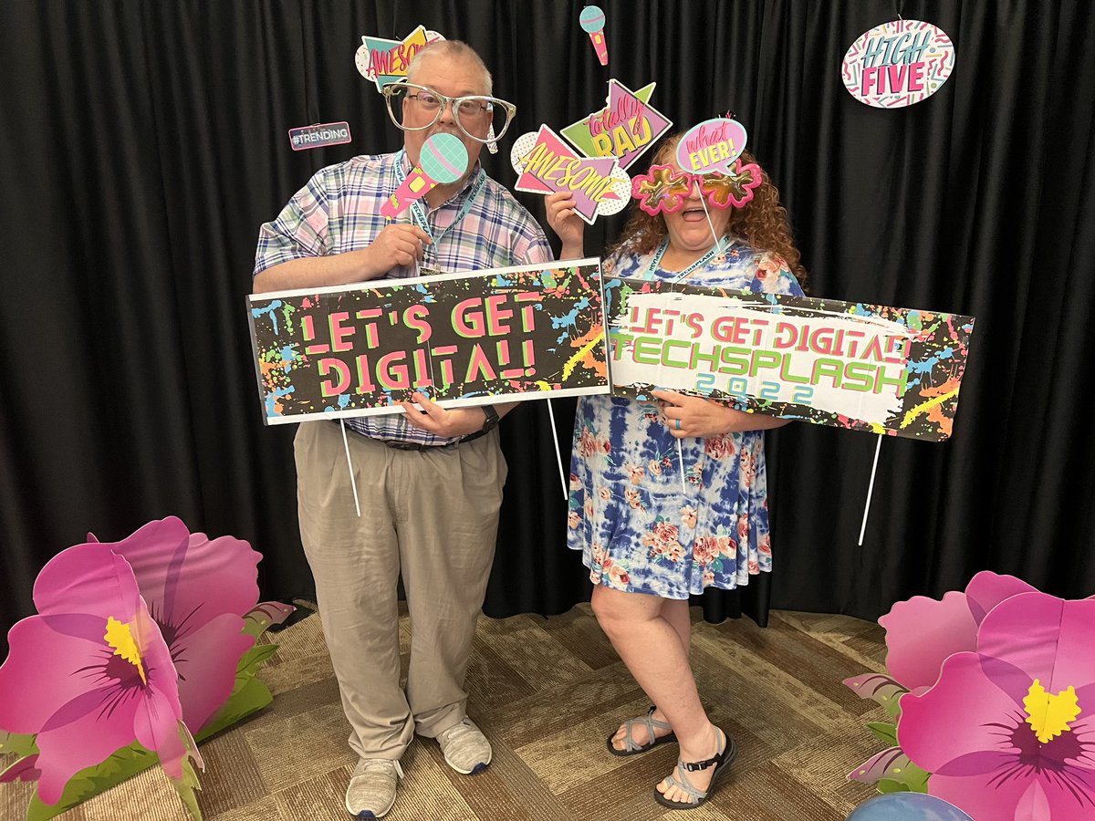 PartinJennifer's tweet photo. Fun at the TexhSplash 2022 Conference photo booth #techsplash22 https://t.co/ktFpPLUepf