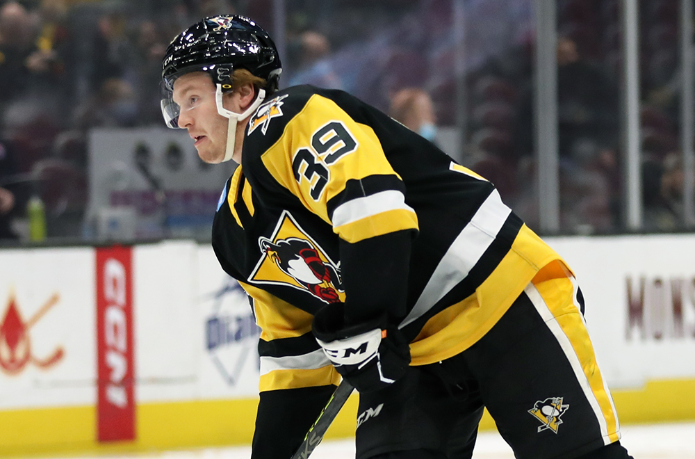 The Penguins have signed forward Kyle Olson for the upcoming 2022-23 season! wbspenguins.com/2022/07/11/pen…