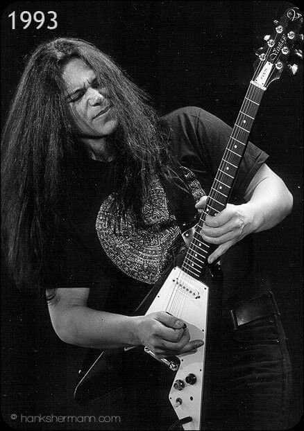Happy Birthday Hank Shermann reconocido guitarrista de Mercyful Fate. 