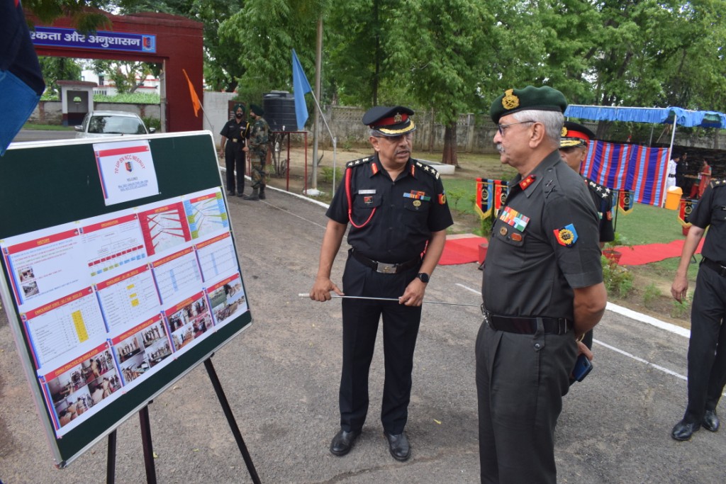 NCCDteUP's tweet photo. Maj Gen Sanjay Puri, SM, VSM, ADG UP NCC Dte visited NCC Gp HQ, Meerut. The Gen Offr was introduced to all COs/ OCs at NCC Gp HQ Meerut &amp; was briefed by Gp Cdr, Brig Snehansu Ghosh. @HQ_DG_NCC https://t.co/GAw2Ur7bLR