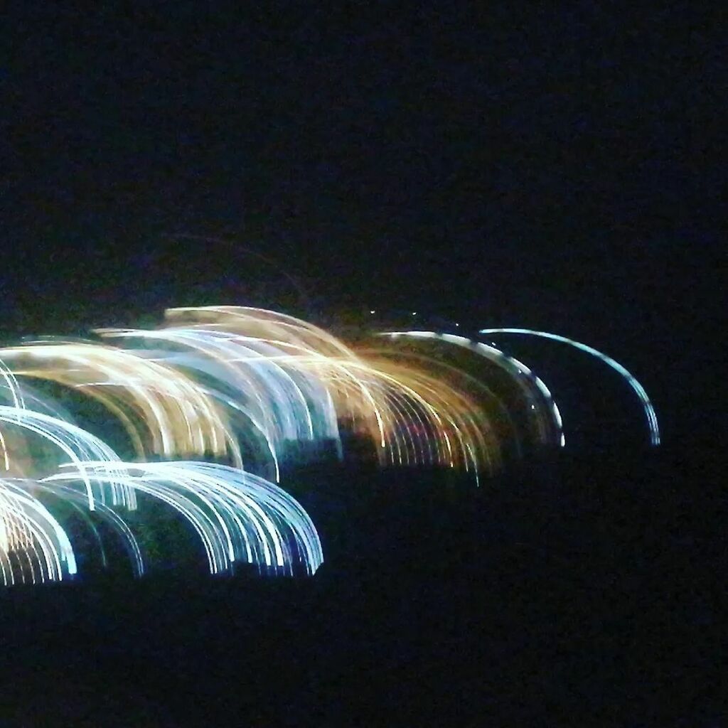 Banaamah's tweet photo. #Draw with #lights  #oldhouses #hopes #beachlife  #colourful  #travelrealindia #touris #landscape  #myphotos  @natgeo @seesaudi @hipaae #instgram #main_vision #photooftheday #photographers
#instagood  #shadowhunters
#beautiful #compositionu #photostory #peoples
#picoftheday … https://t.co/bzFFvppa63