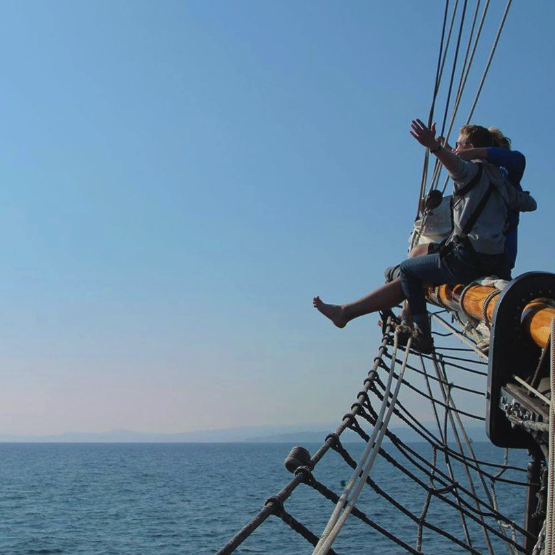 Ever dreamed of discovering new horizons? 
What if we told you: why wait? 🌊🔜 

Avez-vous déjà rêvé de découvrir de nouveaux horizons?
Et si on vous disait: pourquoi attendre? 🌊🔜