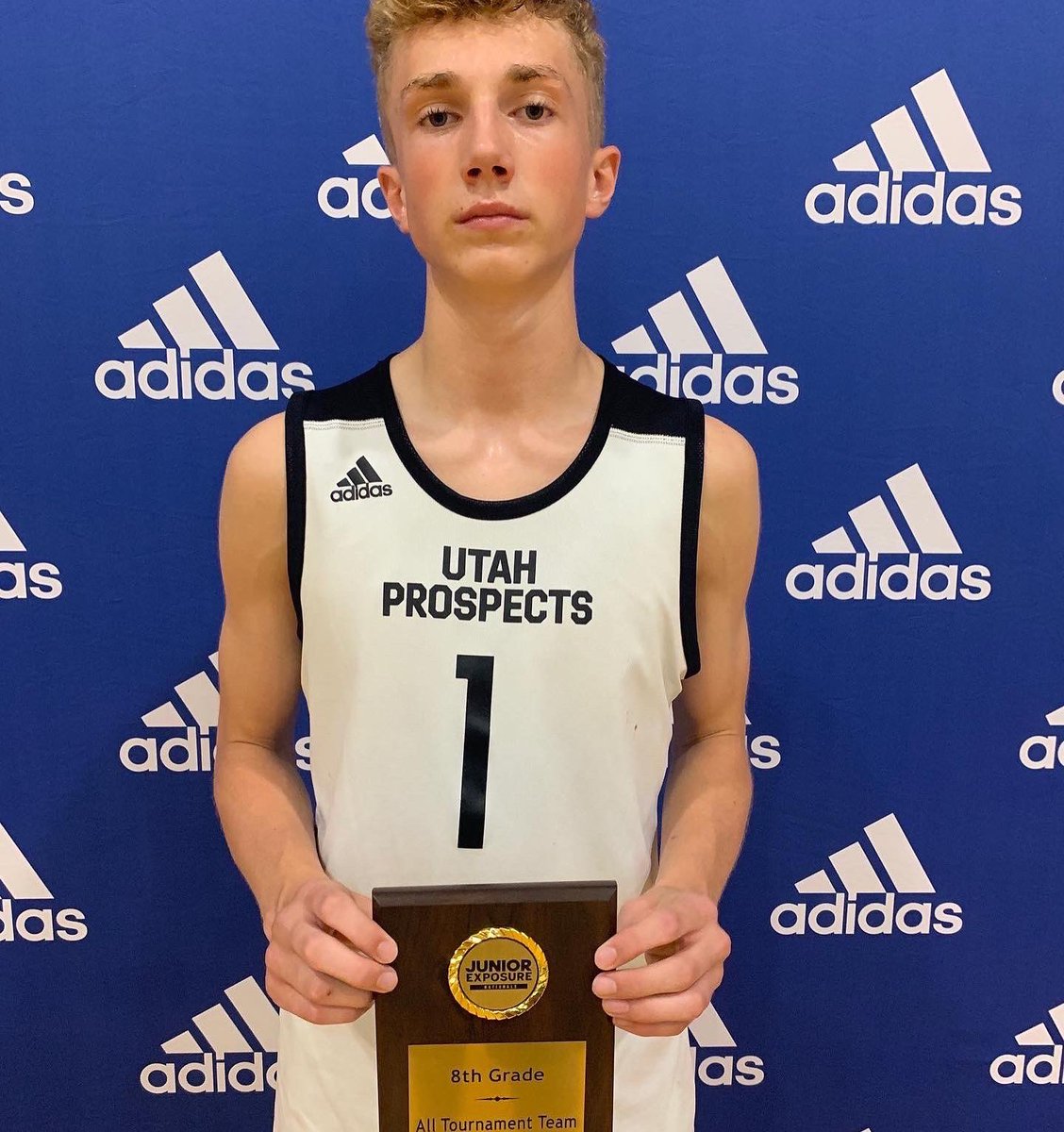 Jr3SSB's tweet photo. Congratulations to your Class of 2026 All Tourney Team 🎉
Jonathan VanBuren | @Next_PageForce
Robert Young | @Next_PageForce
Dean Rueckert | @UtahProspects
Gabe Weis | @Power_Circle_KY
Kota Suttle Jr | @gameeliteatl
#JrNATL /// #JrExposure https://t.co/DtPPg7ZaaJ
