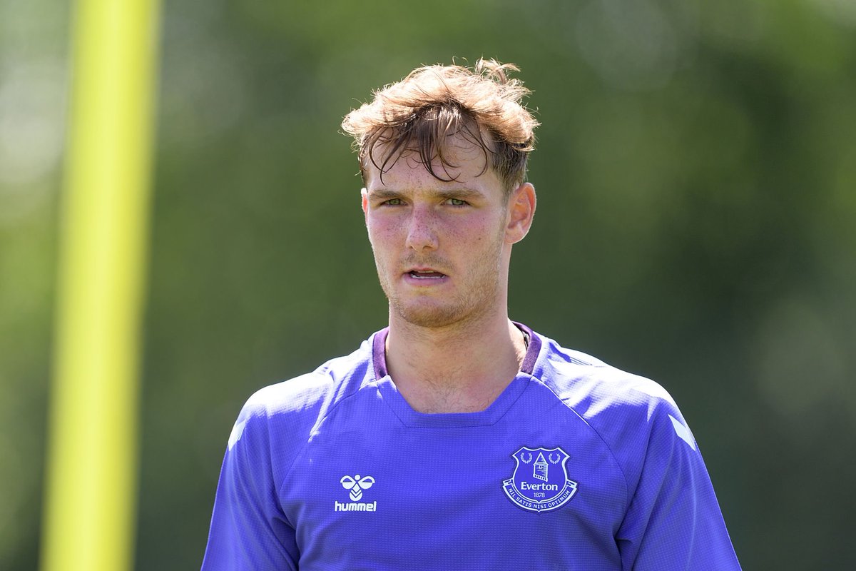 NsnoTalks's tweet photo. Everton have resisted loan interest in midfielder Lewis Warrington so far this summer and manager Frank Lampard is contemplating promoting him to the first-team squad.

[via @MsiDouglas] https://t.co/ZCvTwxjUlF