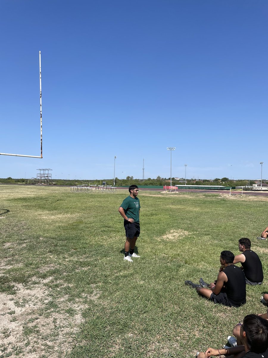 Coach Villasenor tweet media