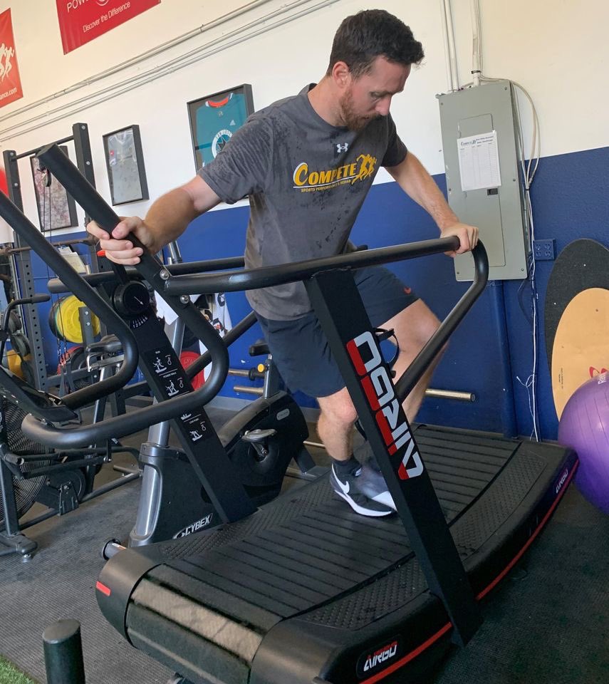 California Rubber Hockey (@carubberhockey) on Twitter photo As the NHL Draft takes place and fans glue their eyes to the TV, one common theme I heard with the description of each draft prospect: they all could benefit from gaining muscle and strength.
Read more from Mike Hannegan of <a href="/competesportspr/">@competesportspr</a> here: carubberhockey.com/from-the-train… As the NHL Draft takes place and fans glue their eyes to the TV, one common theme I heard with the description of each draft prospect: they all could benefit from gaining muscle and strength.
Read more from Mike Hannegan of <a href="/competesportspr/">@competesportspr</a> here: carubberhockey.com/from-the-train…