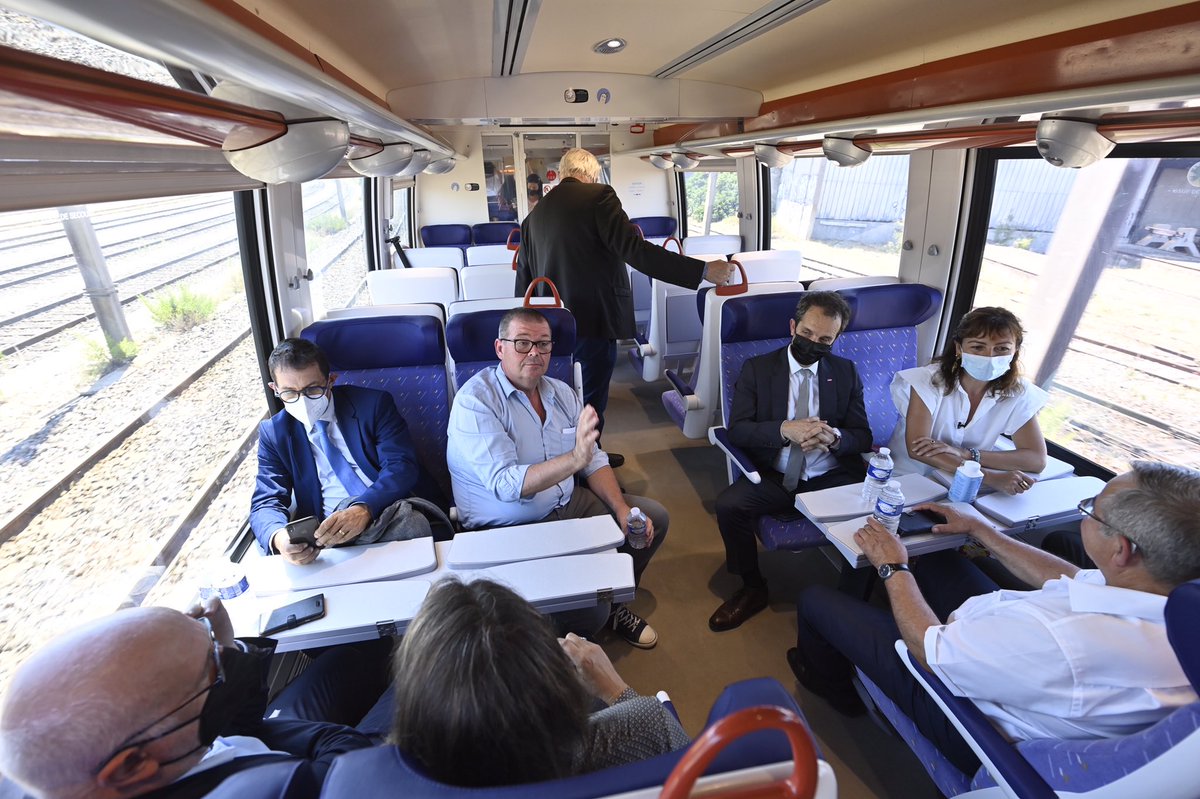 CaroleDelga's tweet photo. À compter du 29 août, les circulations voyageurs reprendront entre #PontSaintEsprit et #Avignon, avec une desserte de #BagnolssurCèze, grâce à @lio_train_sncf.

cc @ChapeletBagnols @LapeyronieClair https://t.co/c4DrkDkVfI