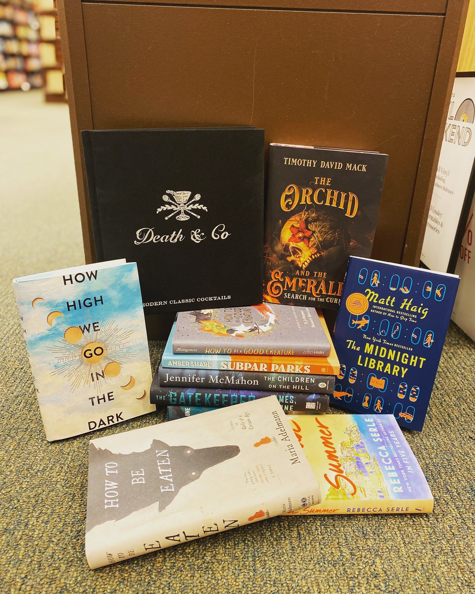 BNLoneTree's tweet photo. All hardcovers are now buy one get one 50% off through 7/18! https://t.co/Op4nAqnJlb
