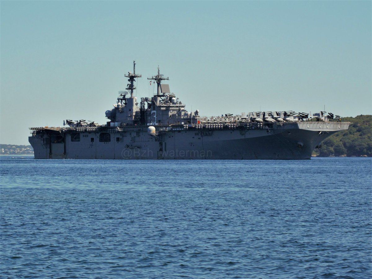 #departure #Brest #USSKarsarge #LHD3 #USNavy 
#BSAM #RHONE #MarineNationale
#VCSM #AberWrach #GendarmerieMaritime
 @CoteBrest @USNavy @WarshipCam @USNavyEurope