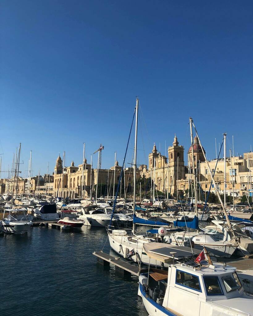 holysimonger's tweet photo. Not one, not two, but Three Cities today! Lots of super cute alleyways and churches and marinas. Had to have a dip in the harbour halfway though as yep you guessed it, IT'S HOT. @michaelcoeuk https://t.co/aAkZm1MqVR https://t.co/enCjZCvBBf