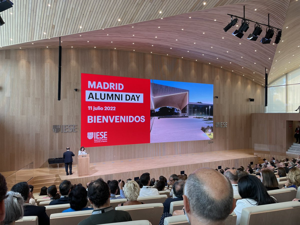 Qué alegría volver a estar juntos, gracias @iesealumni por tanta inspiración  #IESEAlumni #IESEAllTogether