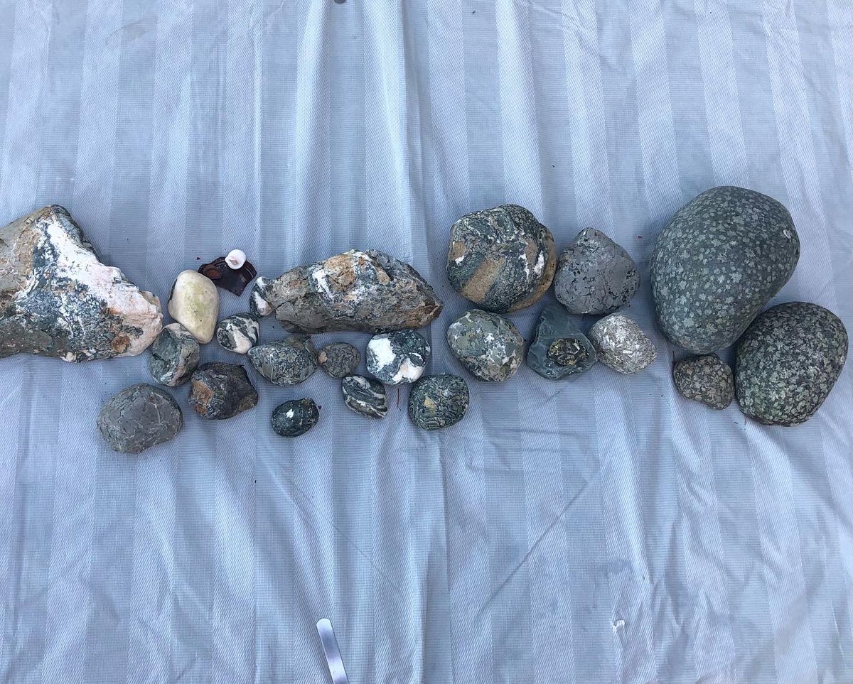 ResonatedRock's tweet photo. How to write off a camping trip 😉#rock #rockhound #technicallyworking https://t.co/5pycLmopHs