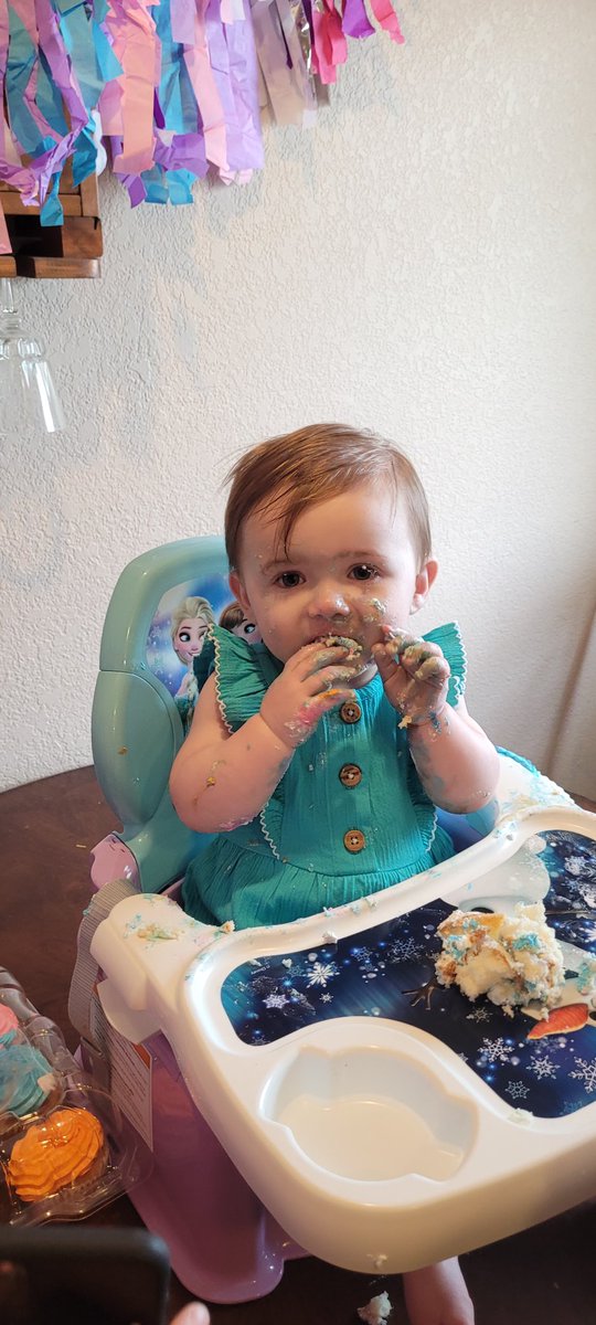 McCoyAshlin's tweet photo. It’s hard to believe my little 5lbs 1oz baby is now 1 year old time has went by so fast 😭 can we please slow down for awhile 😢 https://t.co/2Xo8RwbWFK